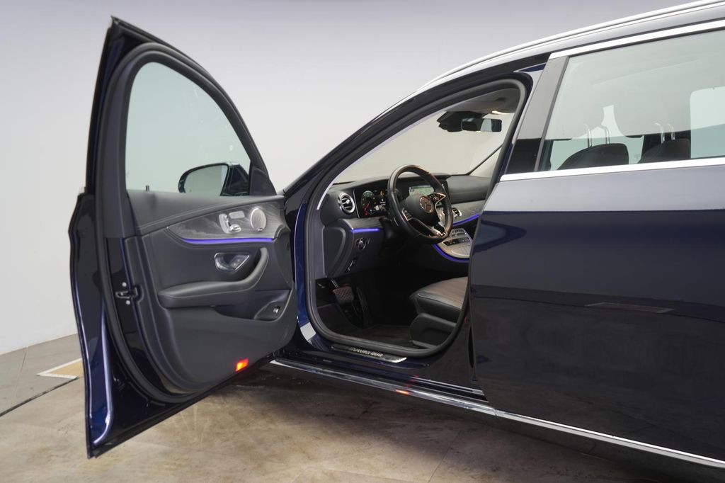 Mercedes-Benz E 300 2021