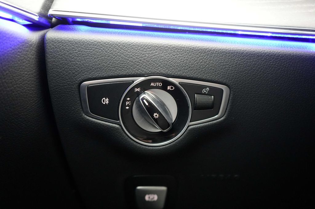 Mercedes-Benz E 300 2021