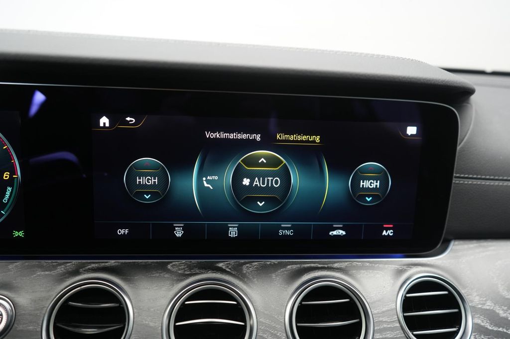 Mercedes-Benz E 300 2021