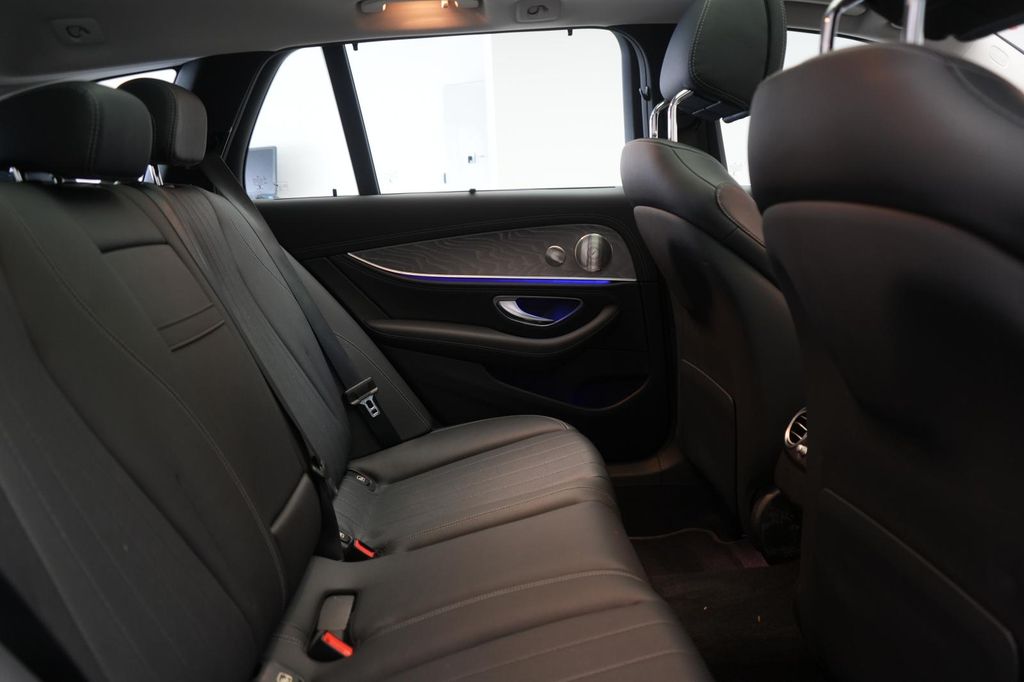 Mercedes-Benz E 300 2021