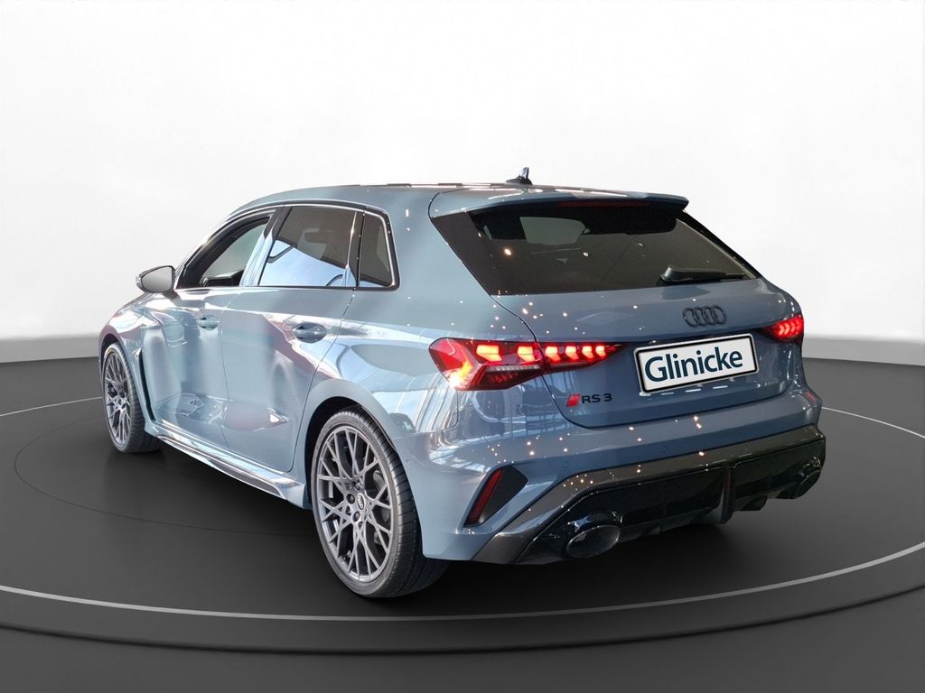 Audi RS3 2025