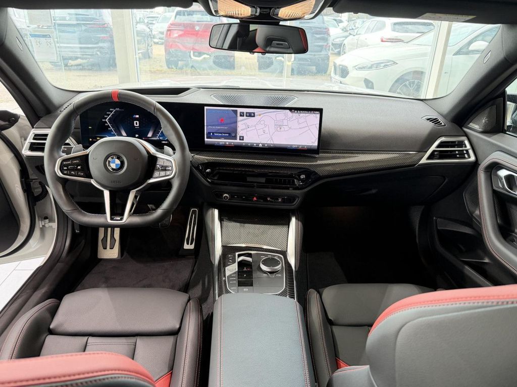 BMW M240i 2025