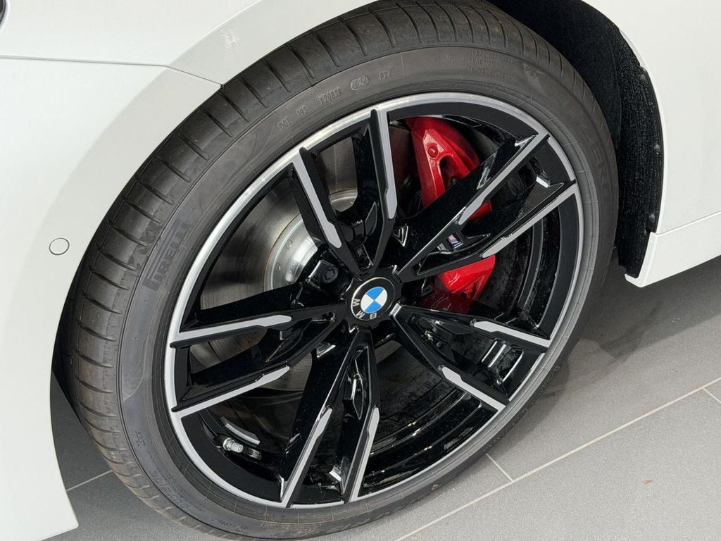 BMW M240i 2025