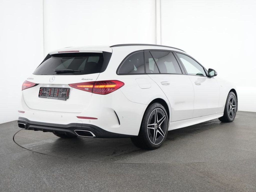 Mercedes-Benz C 300 2025