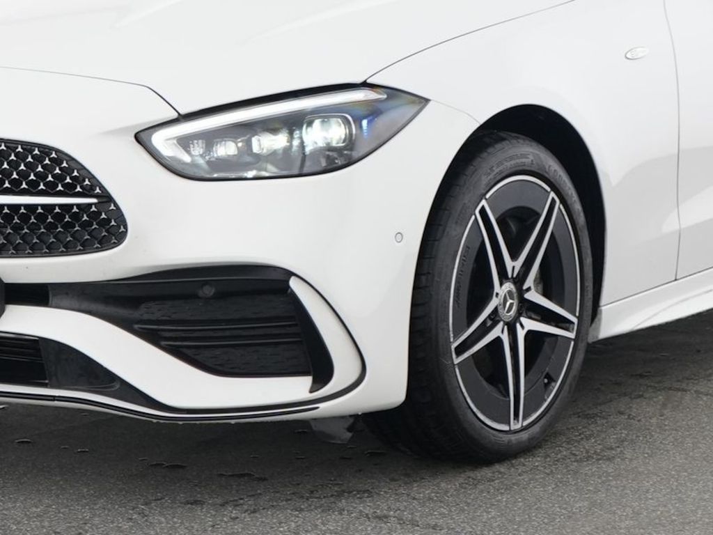 Mercedes-Benz C 300 2025
