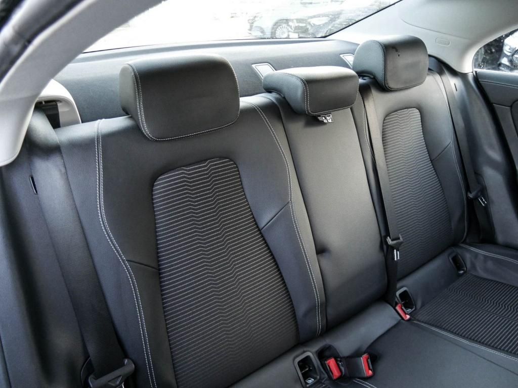 Mercedes-Benz CLA 250 2021