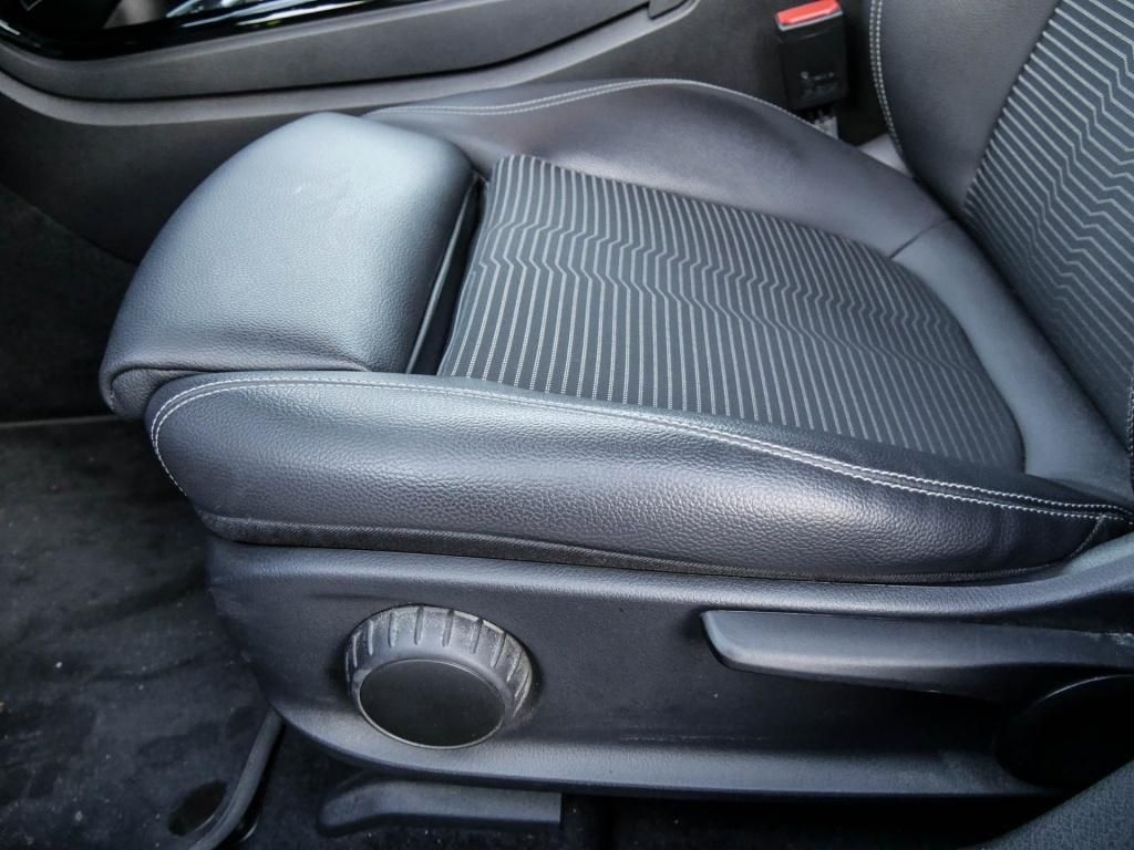 Mercedes-Benz CLA 250 2021