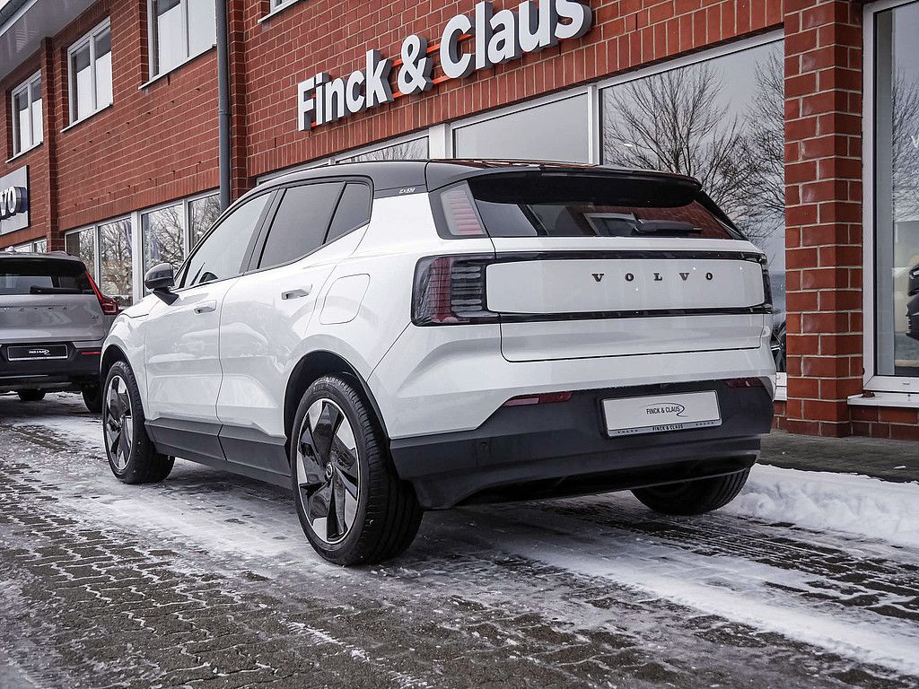 Volvo EX30 2024