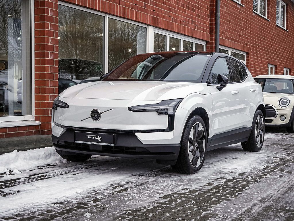Volvo EX30 2024