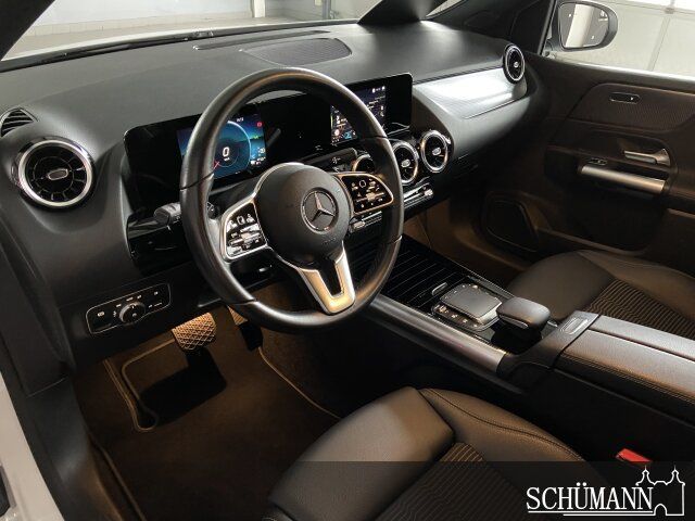 Mercedes-Benz B 250 2022