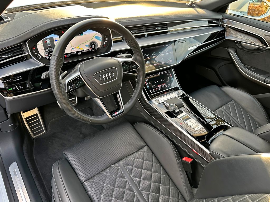 Audi A8 2023