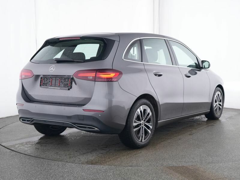 Mercedes-Benz B 200 2024
