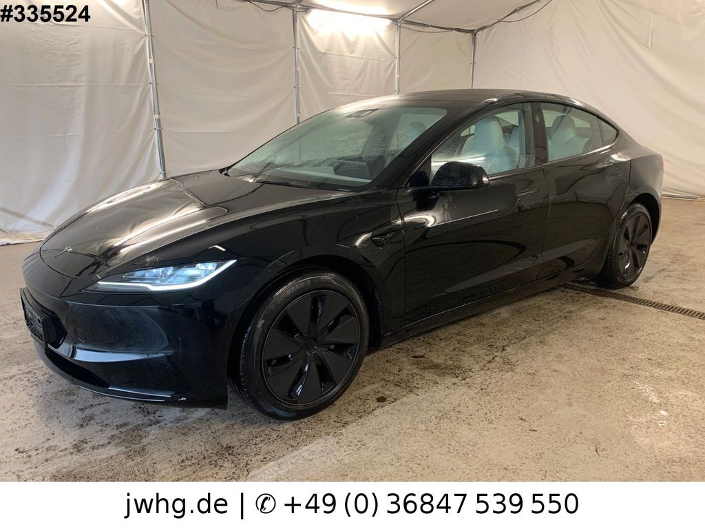 Tesla Model 3 2024