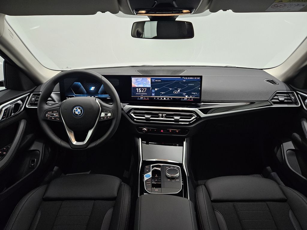 BMW i4 2023