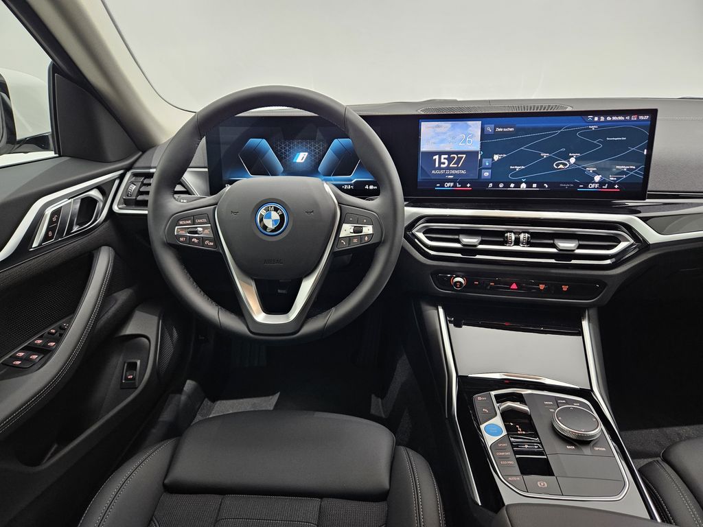 BMW i4 2023