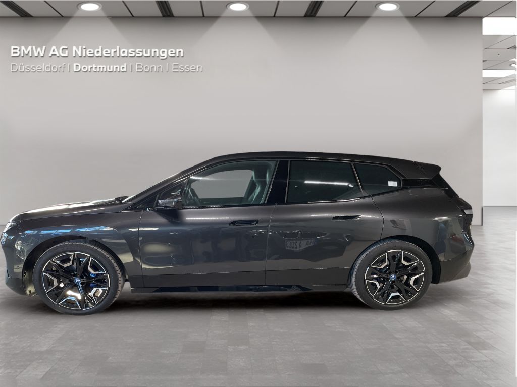 BMW iX 2023