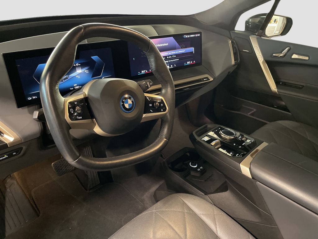 BMW iX 2023