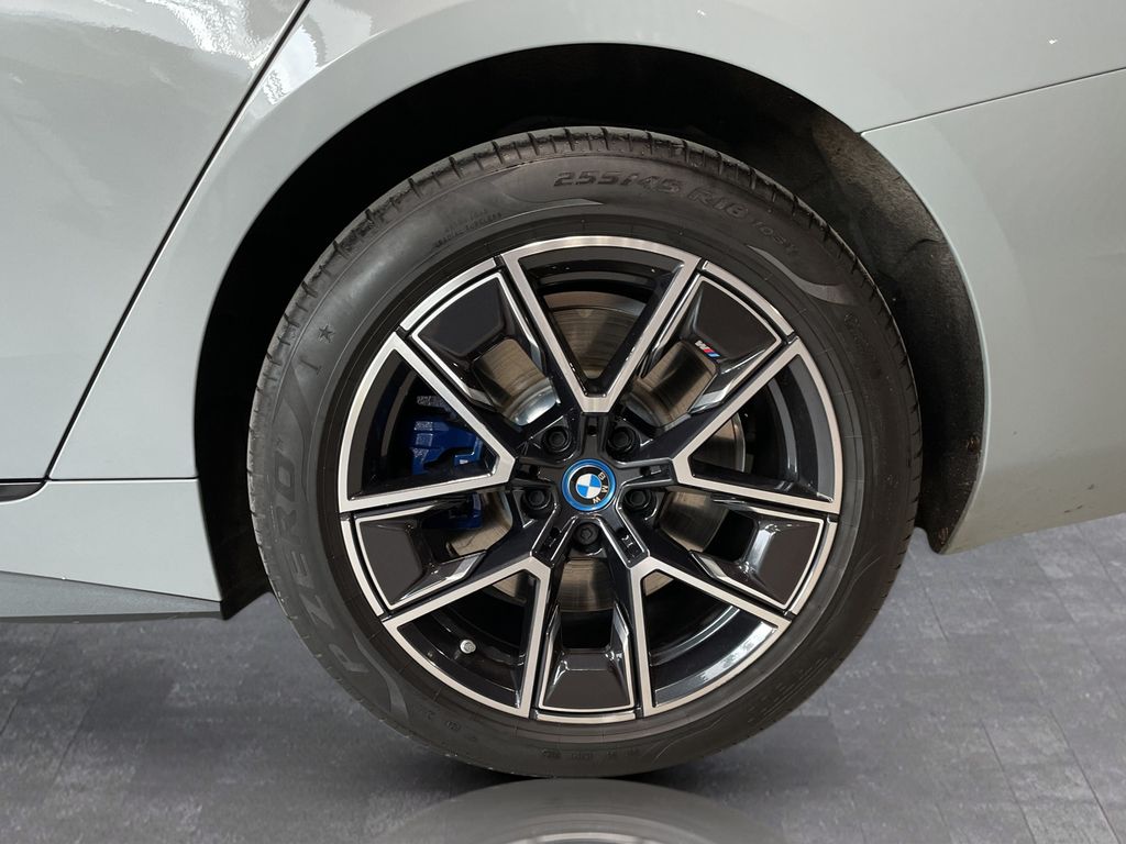 BMW i4 2022