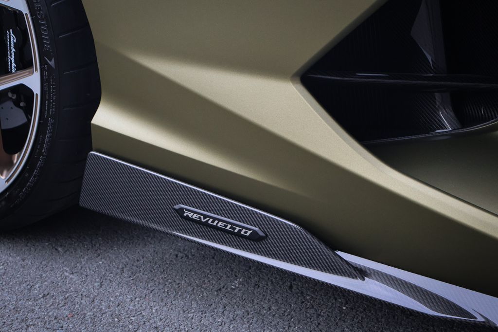 Lamborghini Revuelto 2026