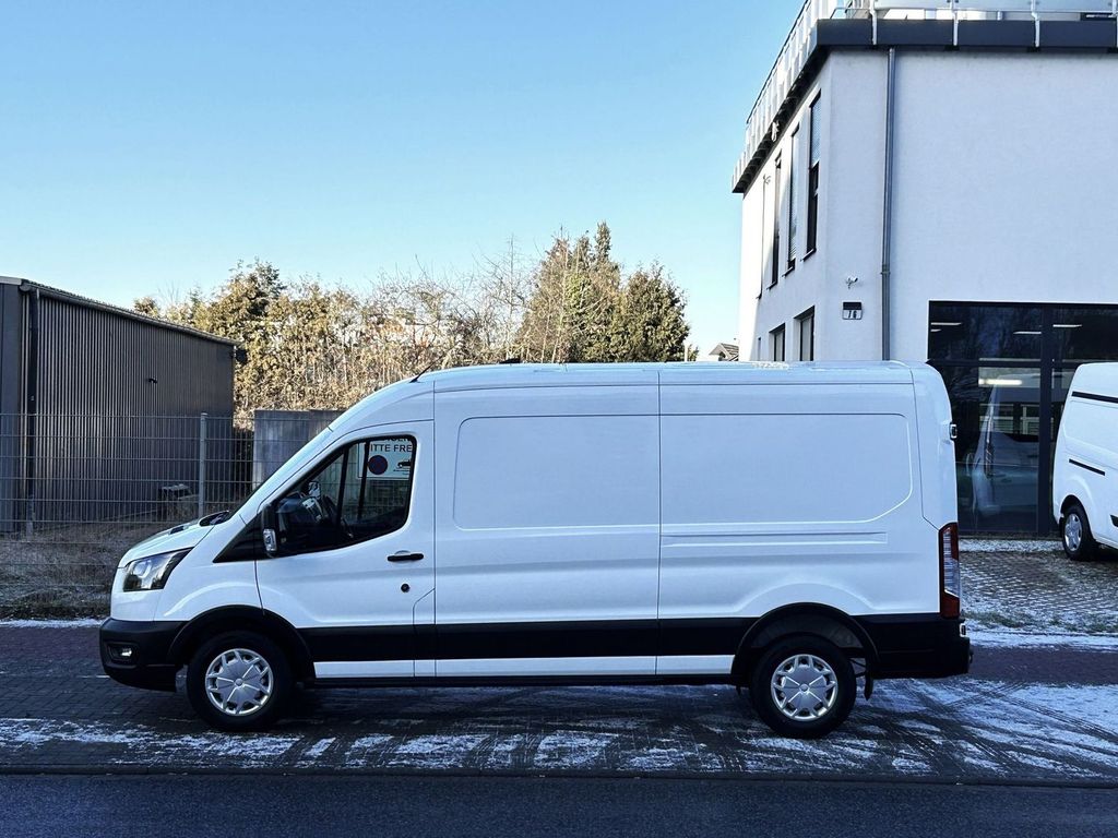 Ford Transit 2024