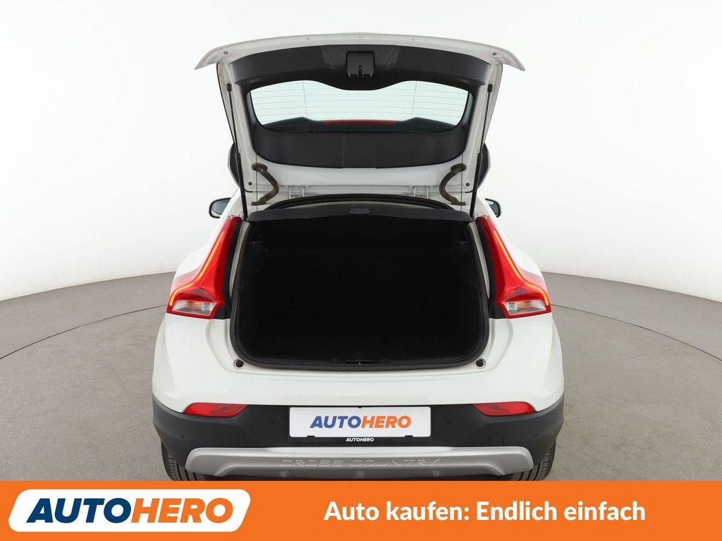 Volvo V40 Cross Country 2014
