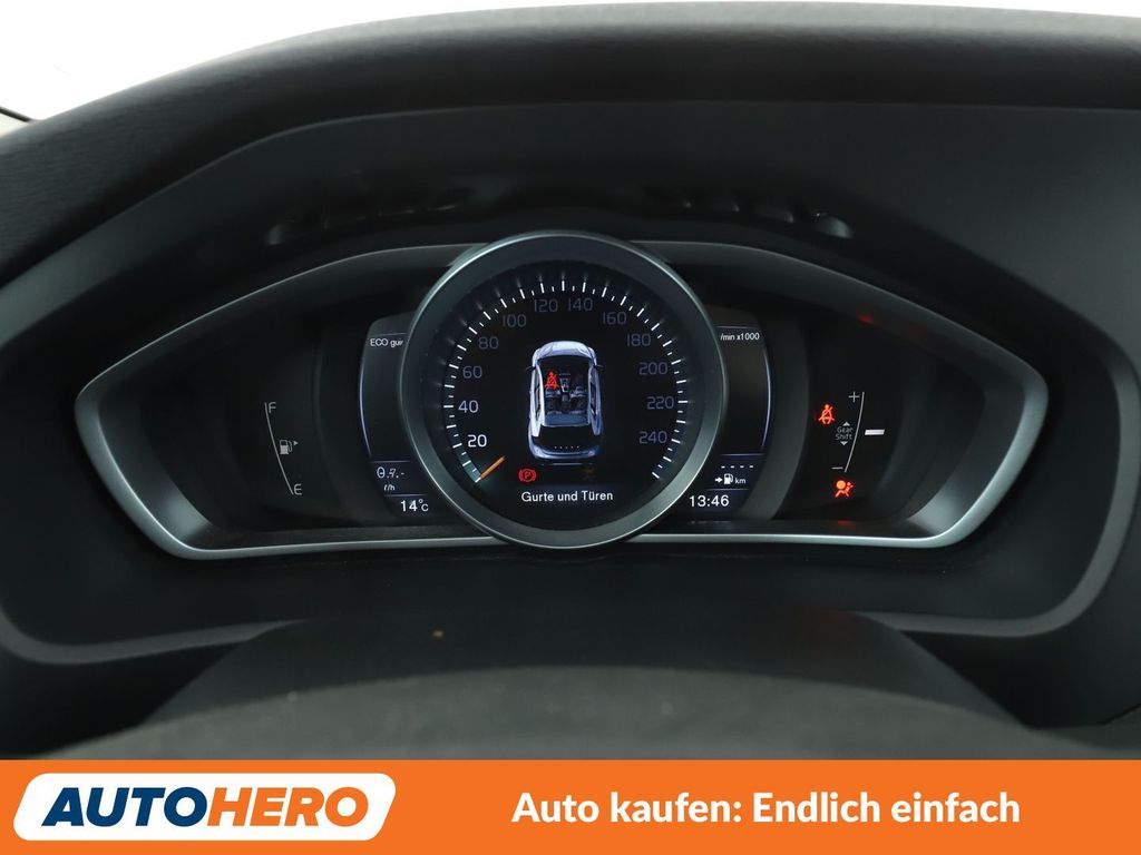 Volvo V40 Cross Country 2014