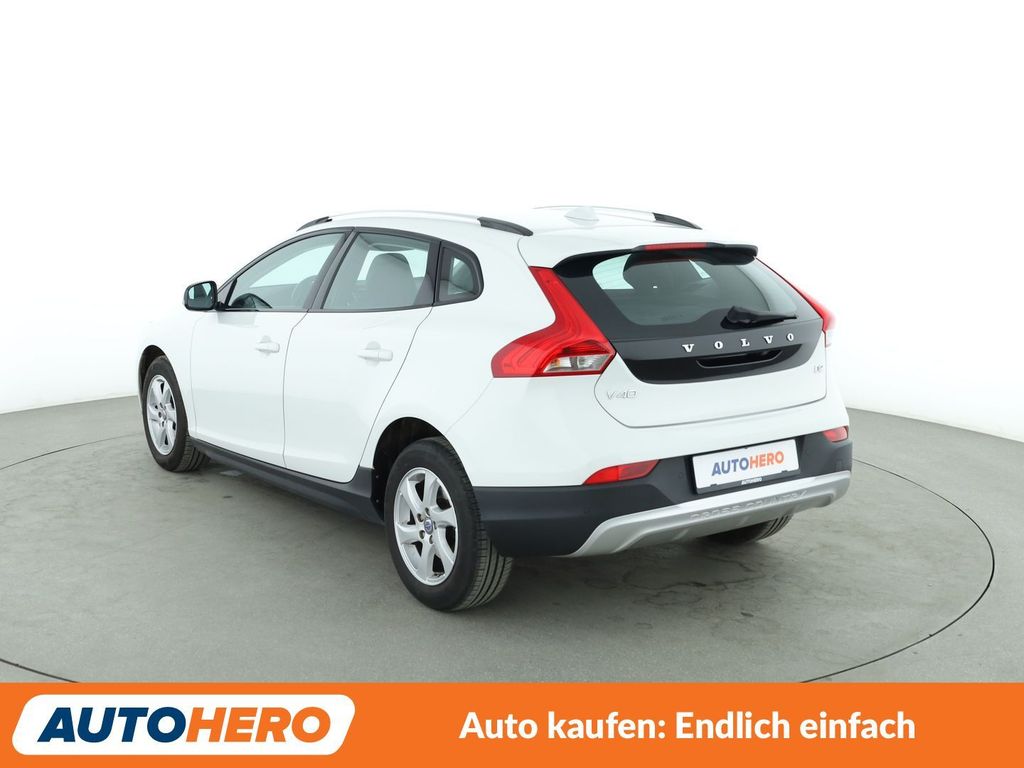 Volvo V40 Cross Country 2014