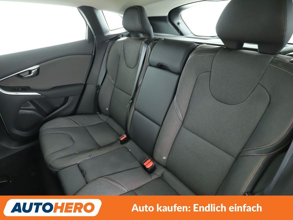 Volvo V40 Cross Country 2014