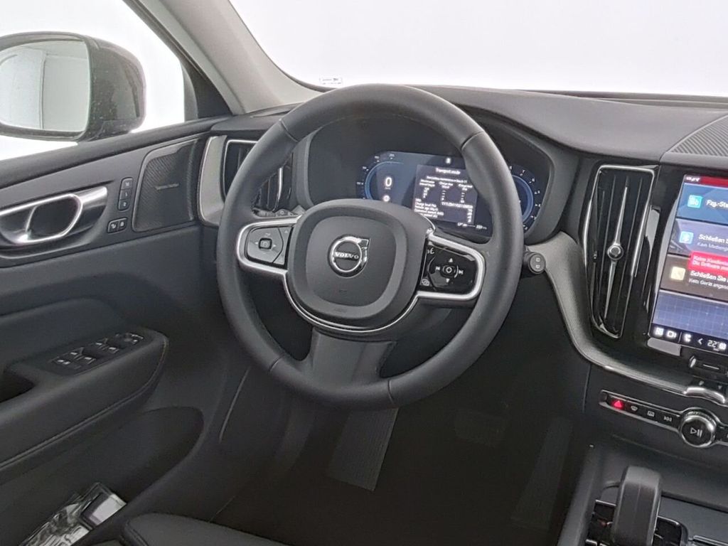 Volvo XC60 2025