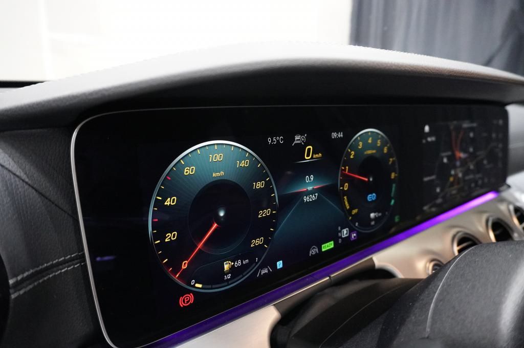 Mercedes-Benz E 300 2022