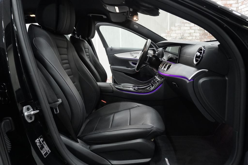 Mercedes-Benz E 300 2022