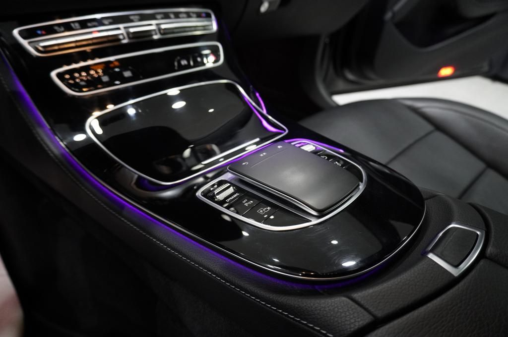 Mercedes-Benz E 300 2022