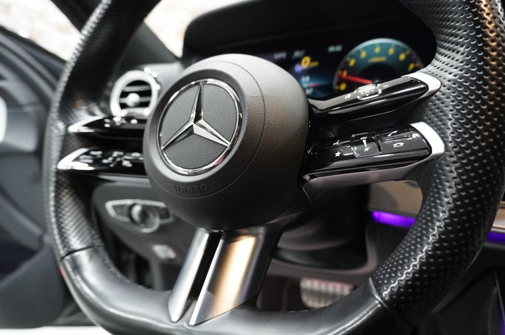 Mercedes-Benz E 300 2022