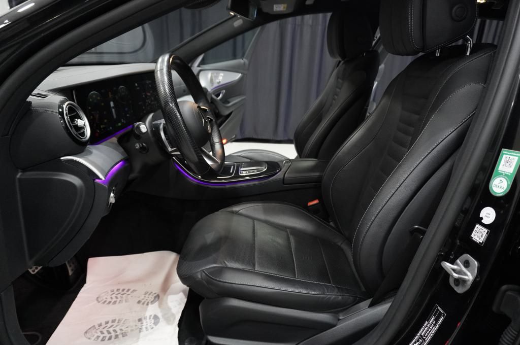 Mercedes-Benz E 300 2022