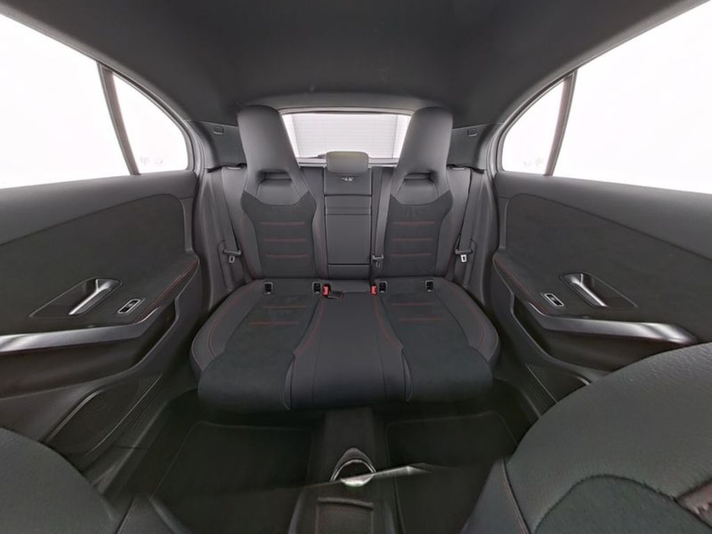 Mercedes-Benz A 250 2023