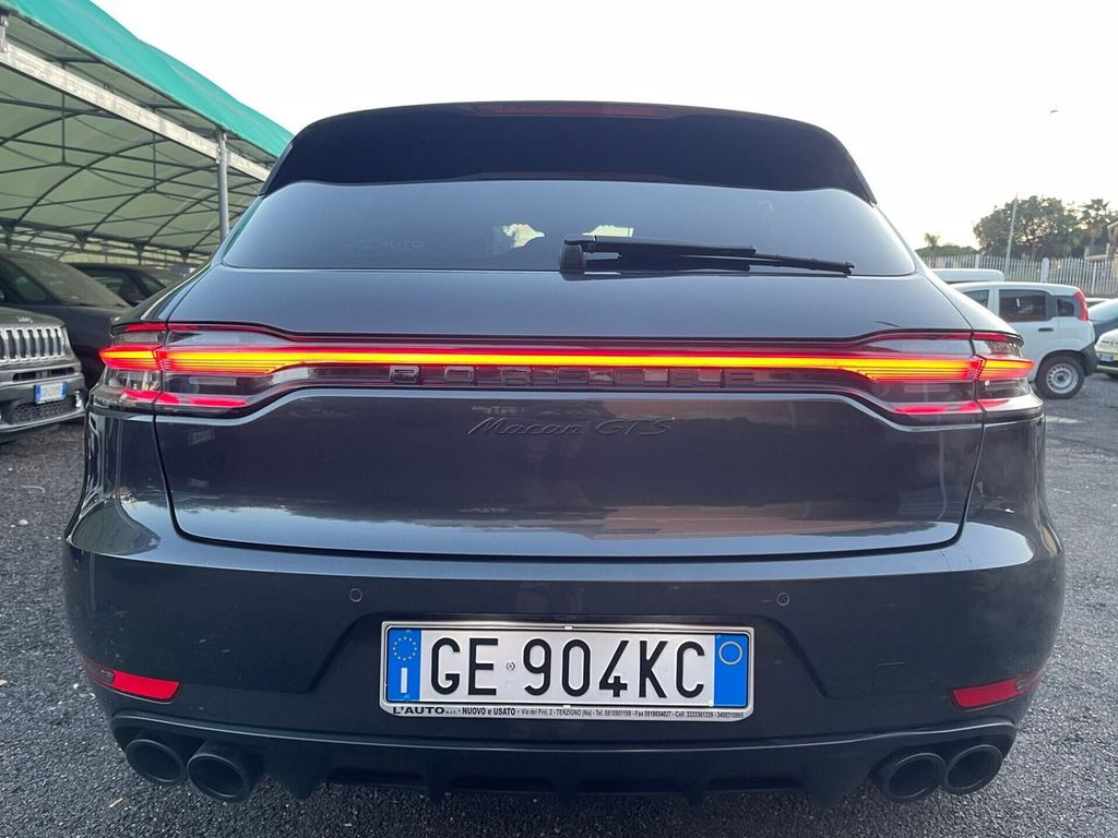 Porsche Macan 2021