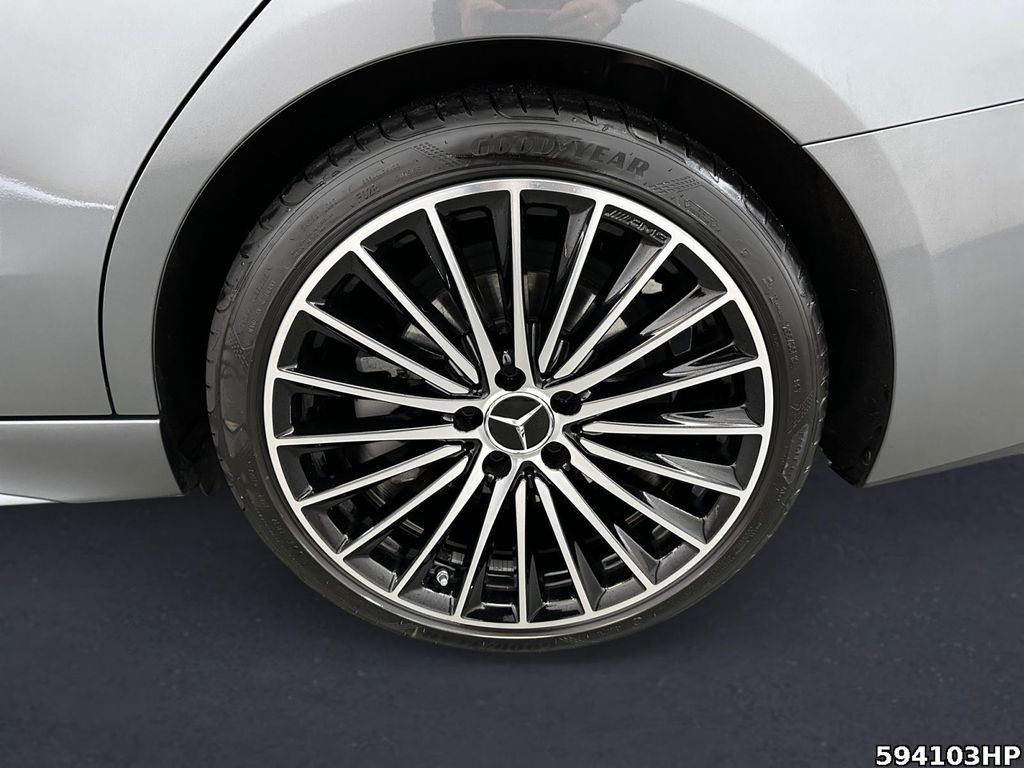 Mercedes-Benz C 300 2023