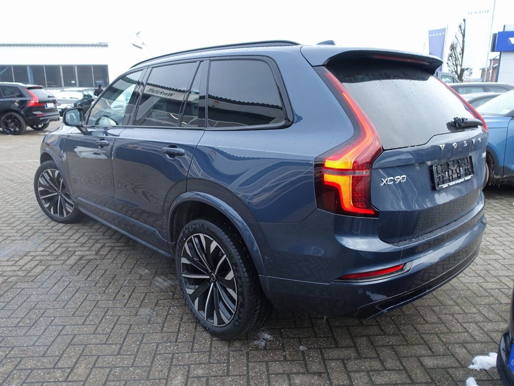 Volvo XC90 2025