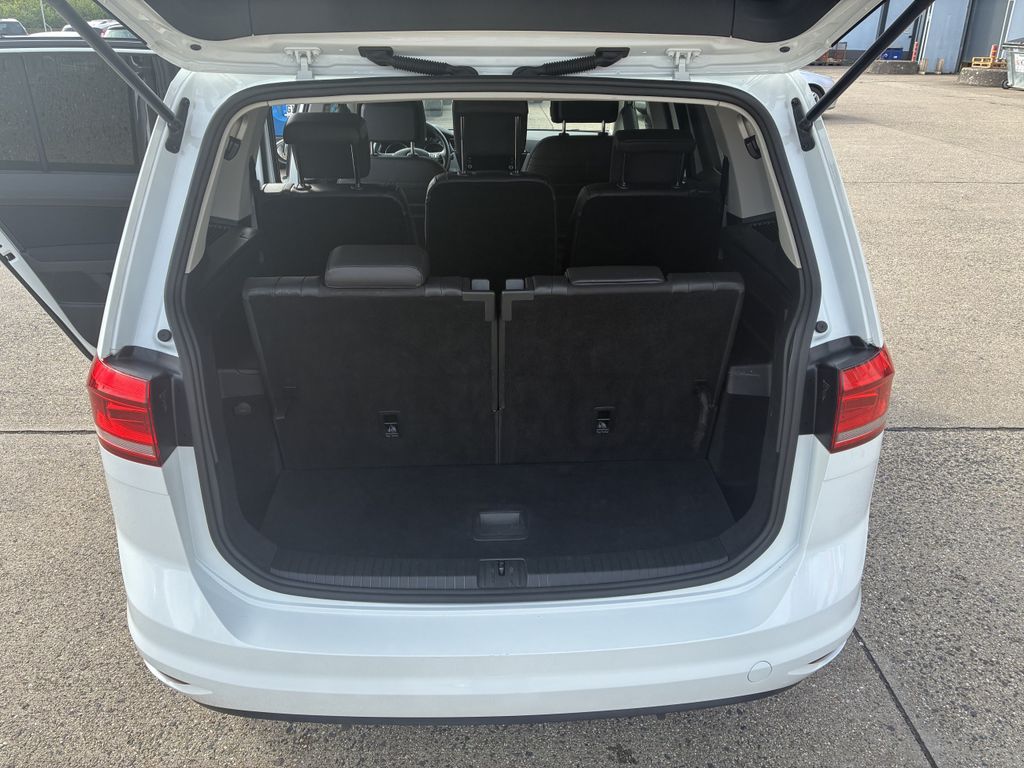 Volkswagen Touran 2021