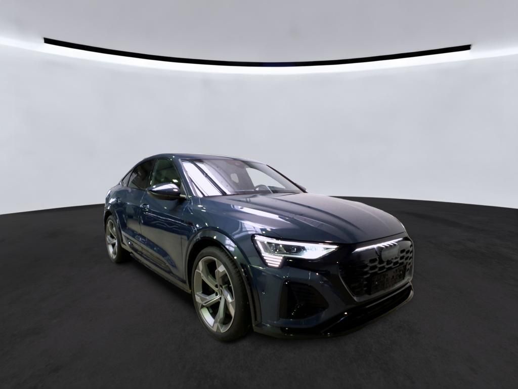 Audi SQ8 e-tron 2024