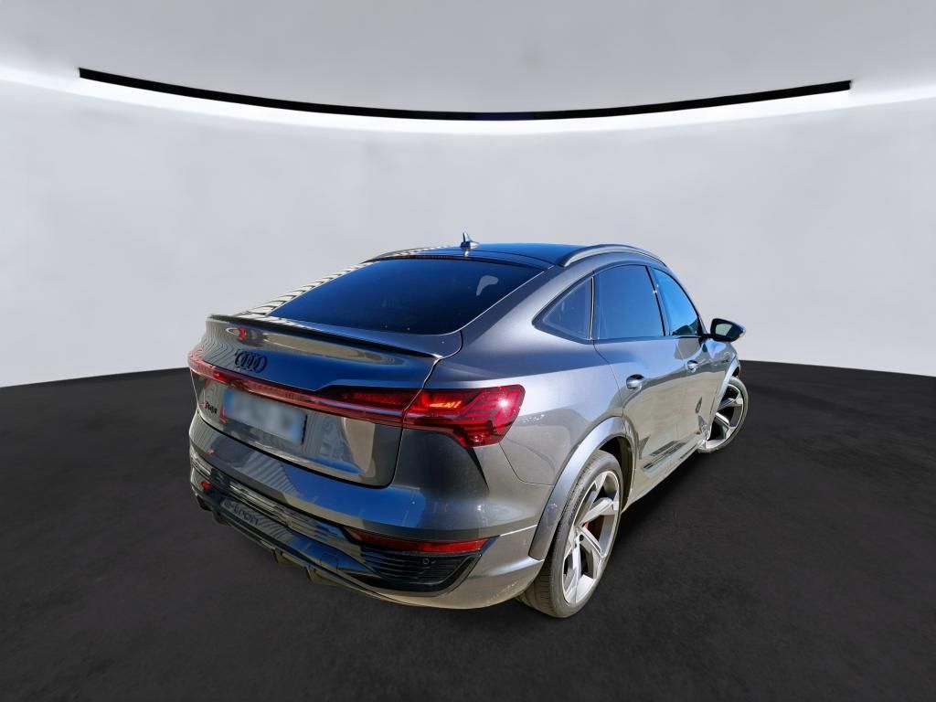 Audi SQ8 e-tron 2024