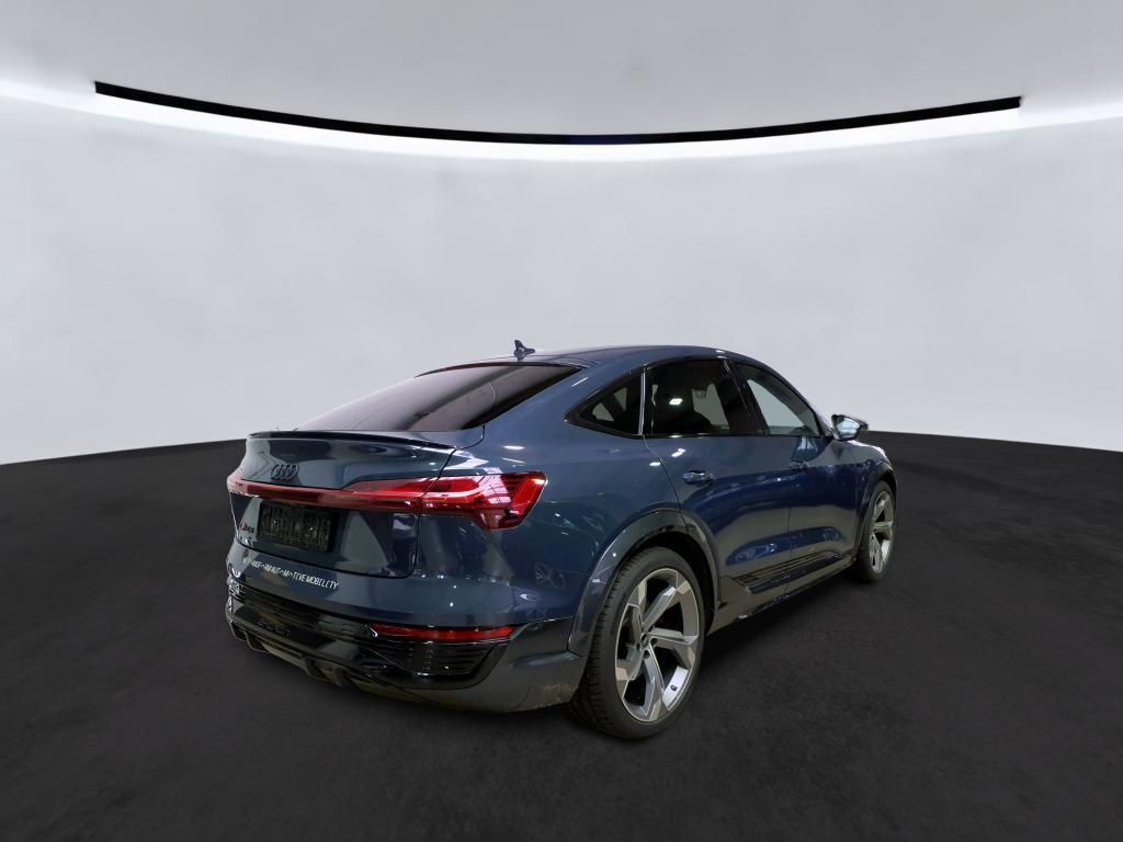 Audi SQ8 e-tron 2024