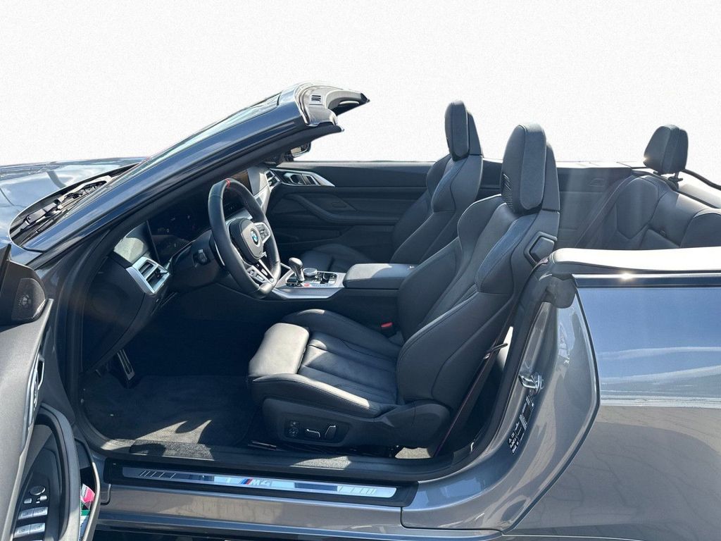 BMW M4 2025