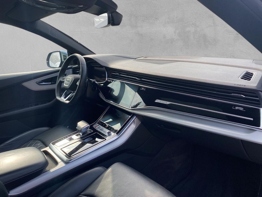 Audi SQ8 2020