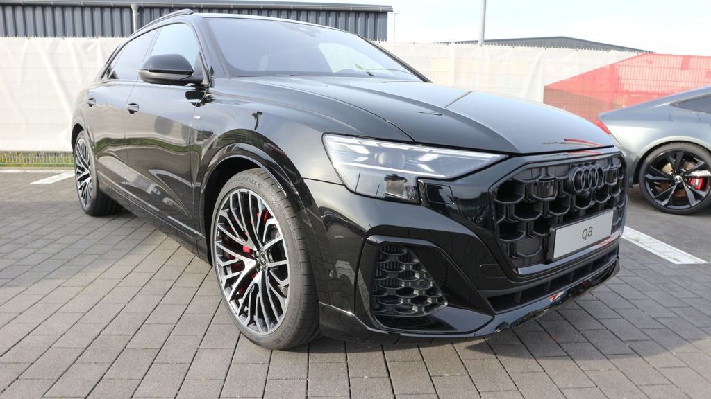 Audi Q8 2025