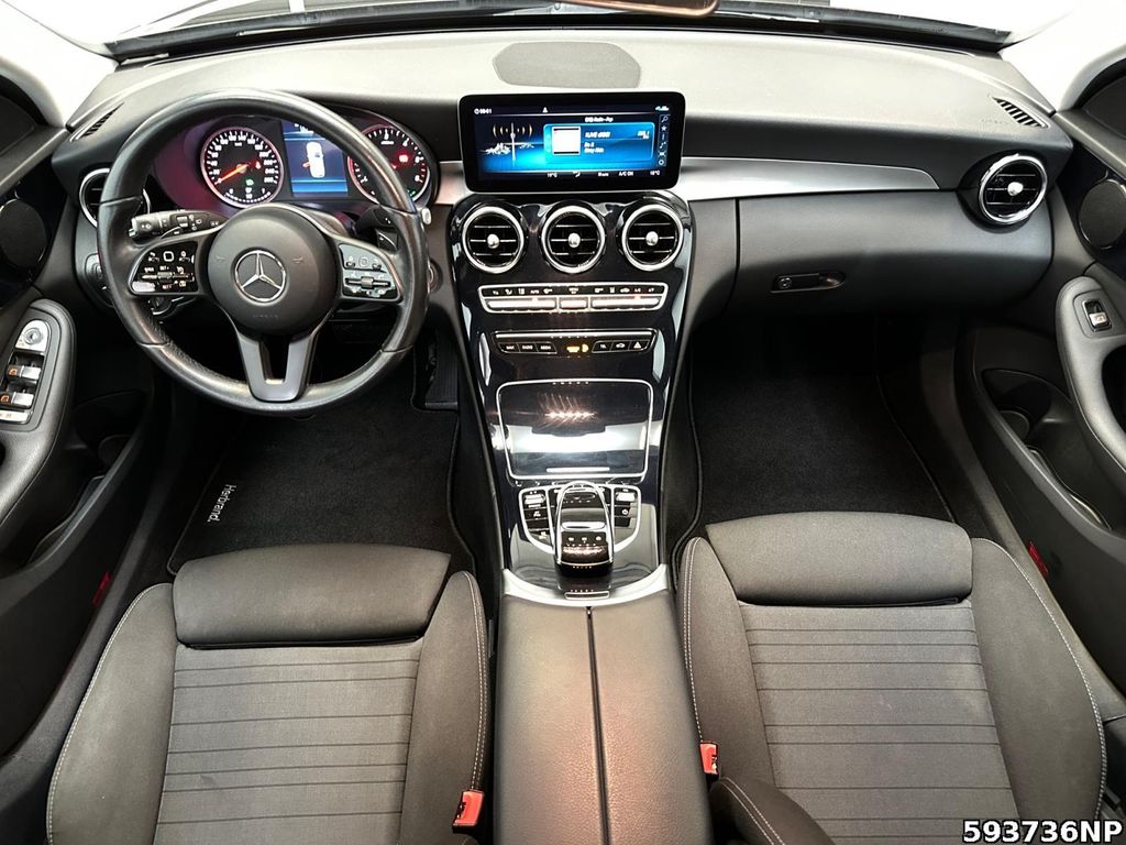 Mercedes-Benz C 300 2020