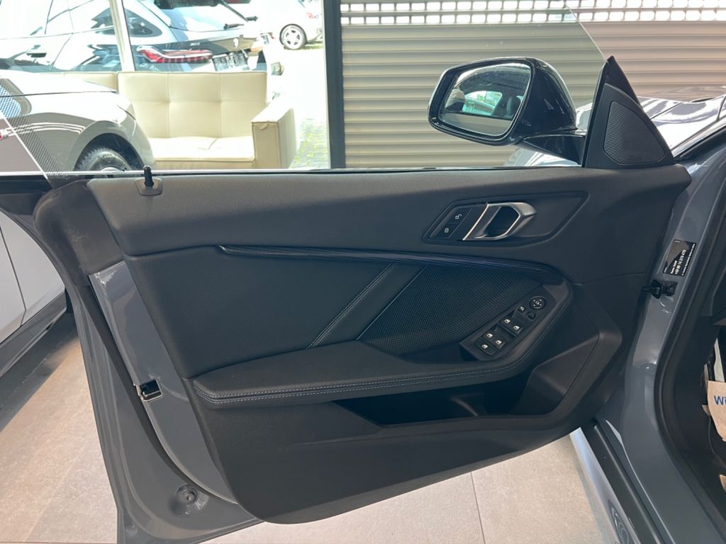 BMW 218 Gran Coupé 2024