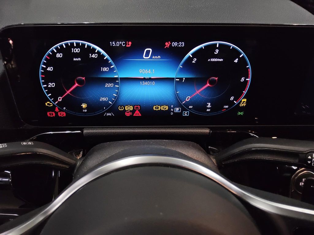 Mercedes-Benz GLA 220 2021