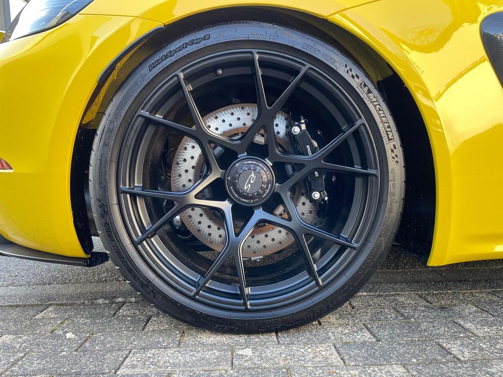 Porsche Boxster 2024