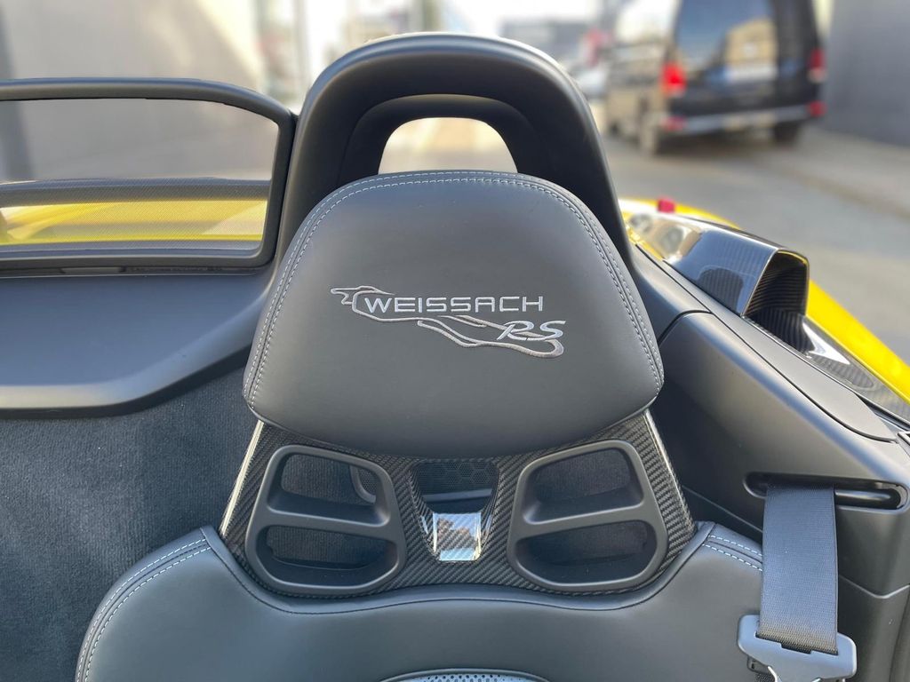 Porsche Boxster 2024